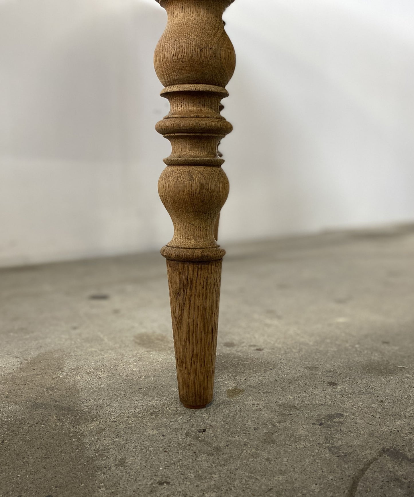 Butterfly Oak Table
