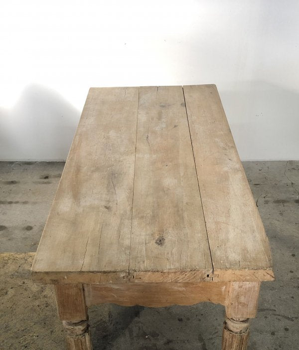 French Table