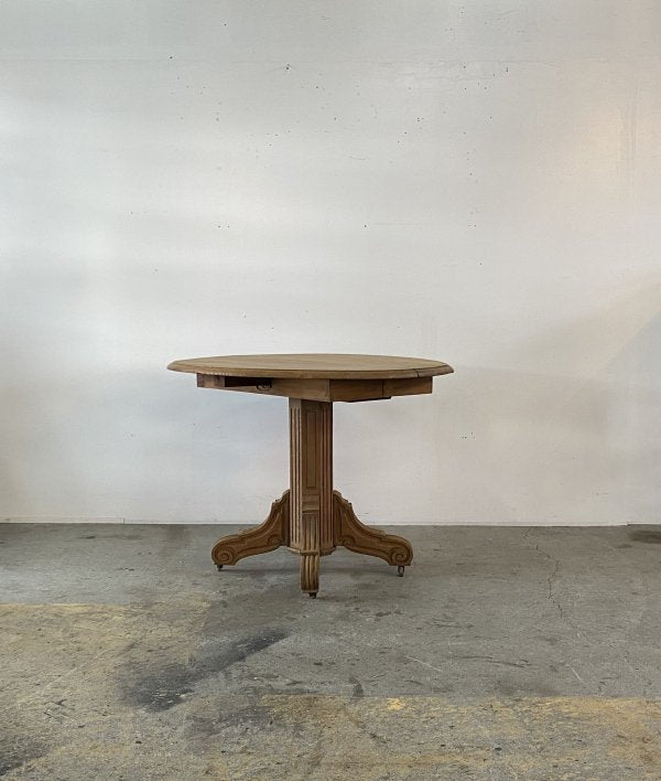 Pedestal Oak Oval Table