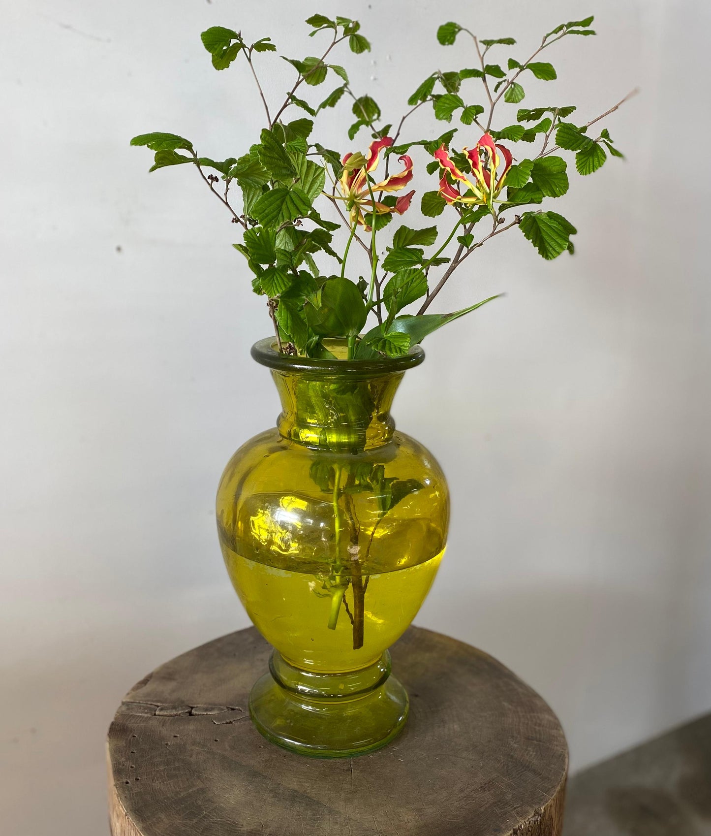 Antiques Flower vasa