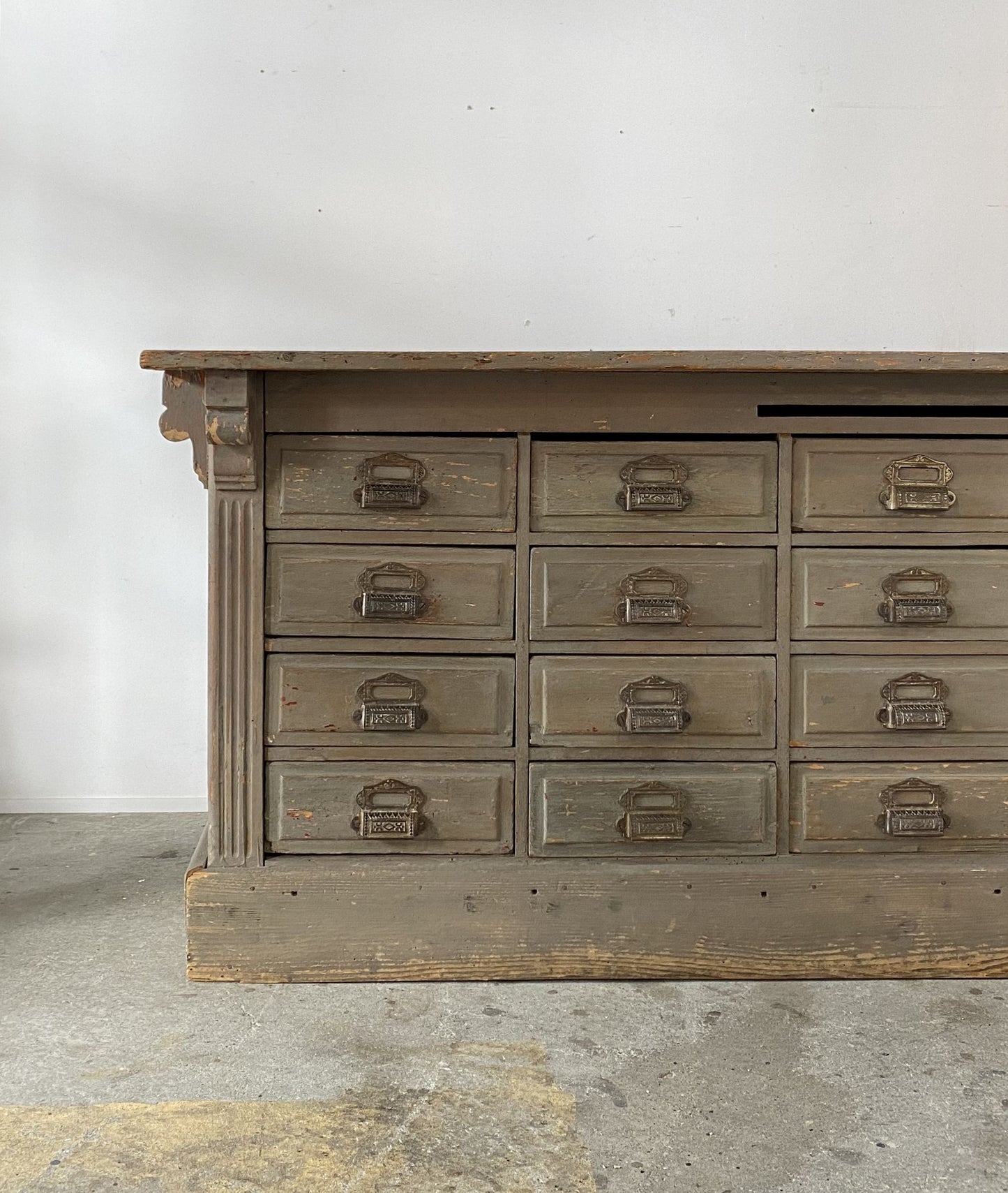 20 Drawers Cabinet