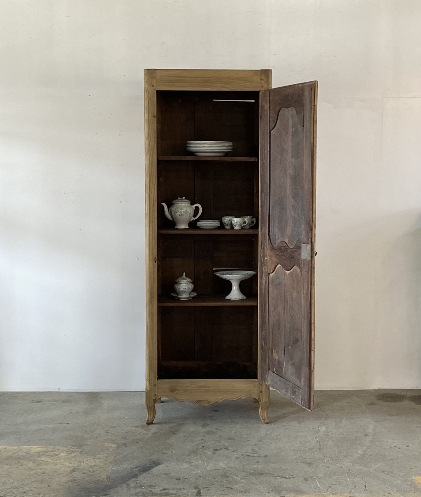 18c Oak Cabinet