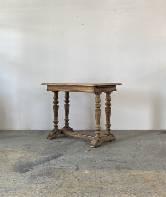 French Bistoro Table