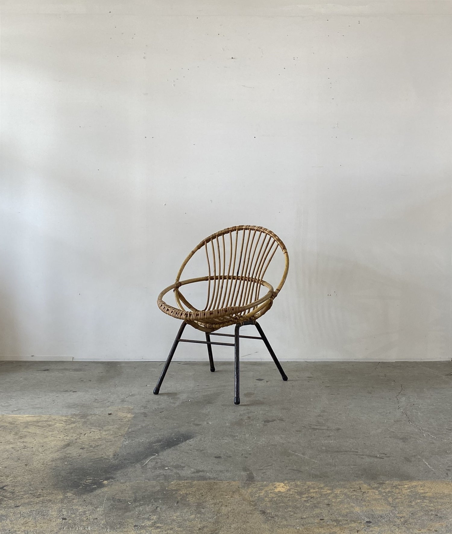 Rattan chair – Round trip Antiques