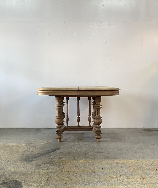 "HenriⅡ"Table