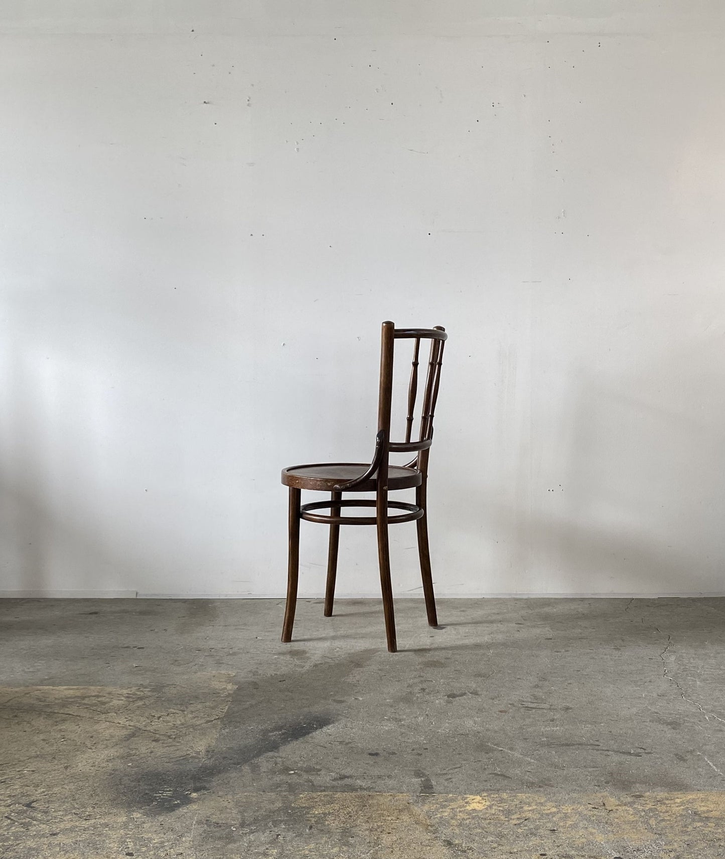 Bistro Chair – Round trip Antiques