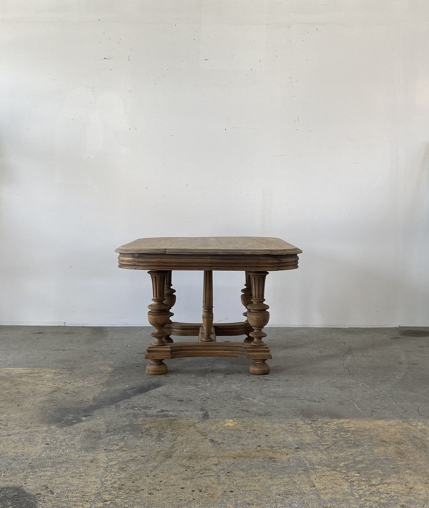 ”HenriⅡ” Low Table