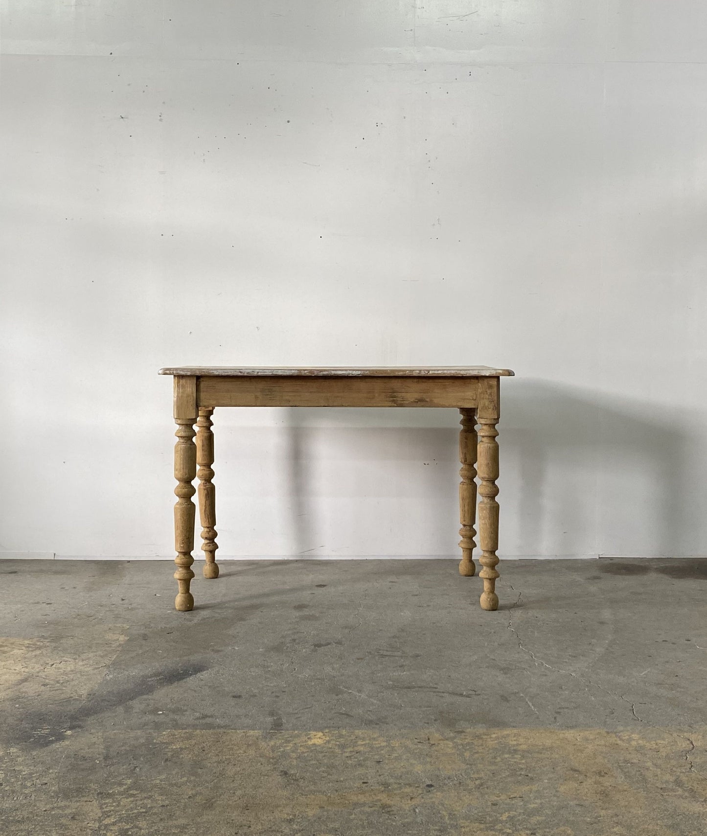 French Bistoro Table