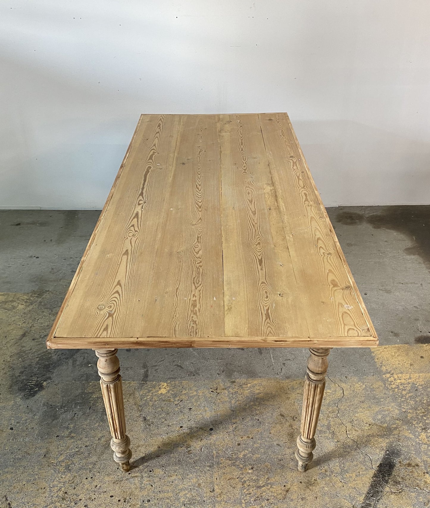 1dr French Table