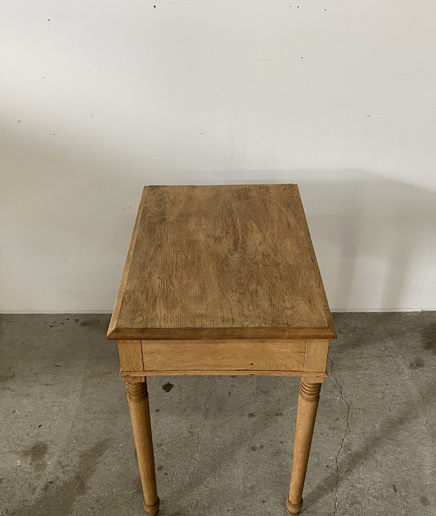 1dr Oak Table