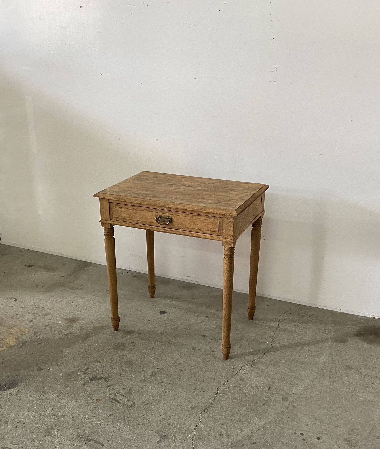 1dr Oak Table