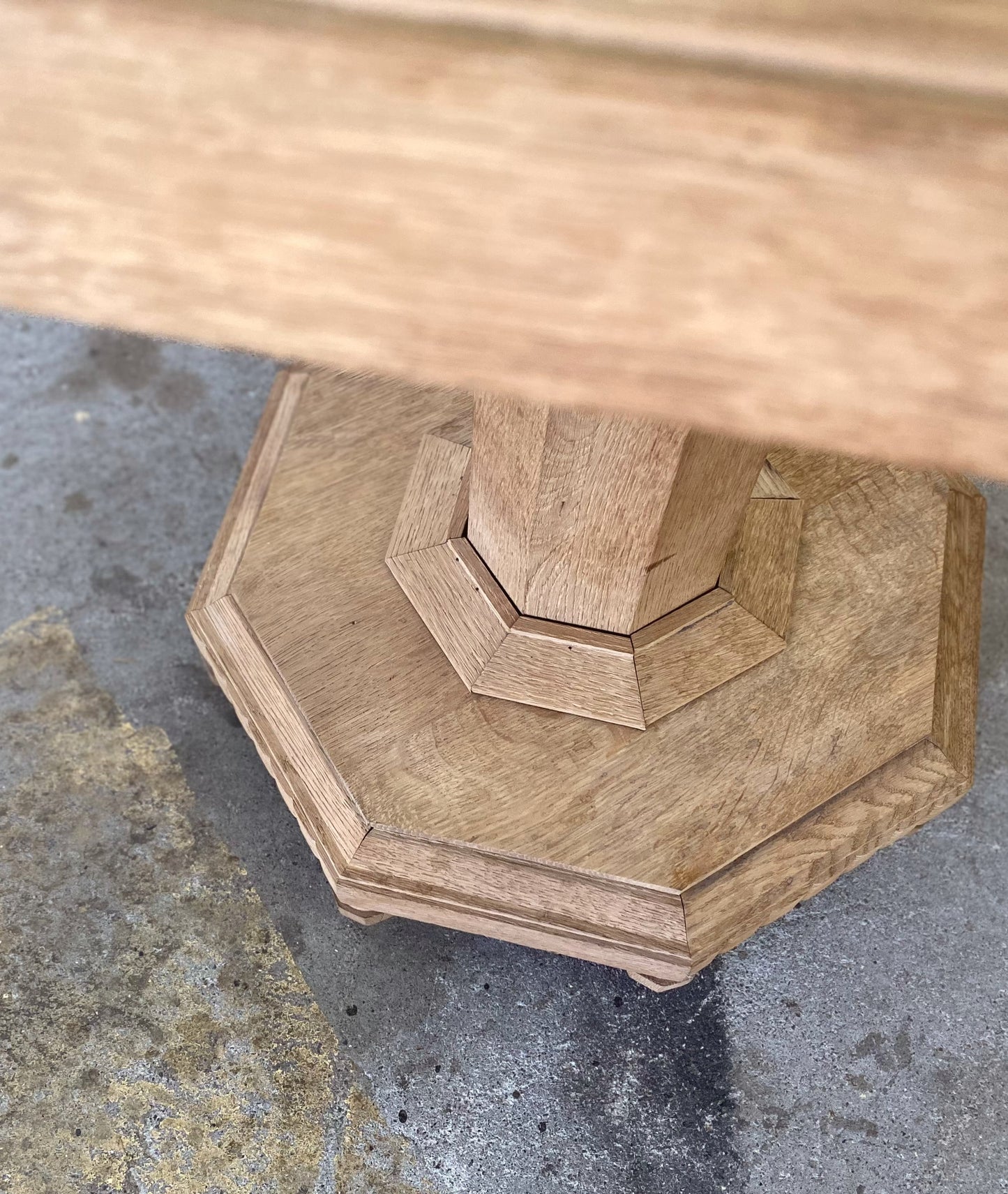 octagonal oak Table