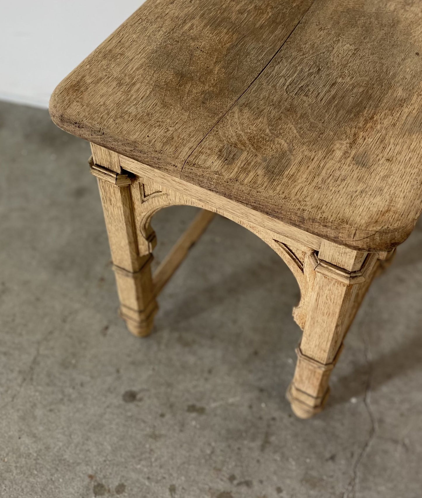Rt Stool Stool – Round trip Antiques